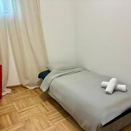 Vhome Apartman *