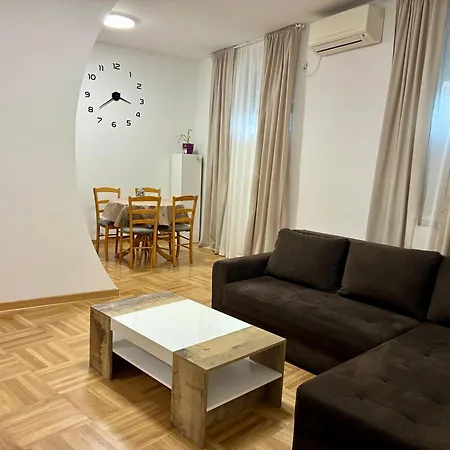 Apartman Vhome