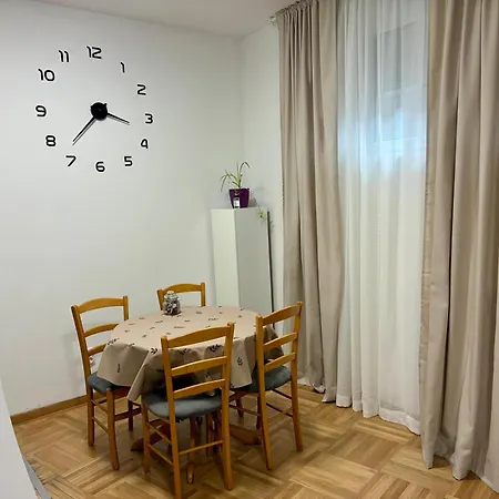 Apartman Vhome