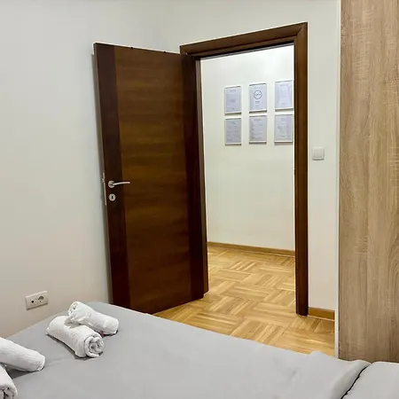 Vhome Apartman